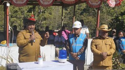 Pemkab Jayawijaya Pastikan Distrik Taelarek Nikmati Listrik PLN, Wujudkan Jayawijaya Terang