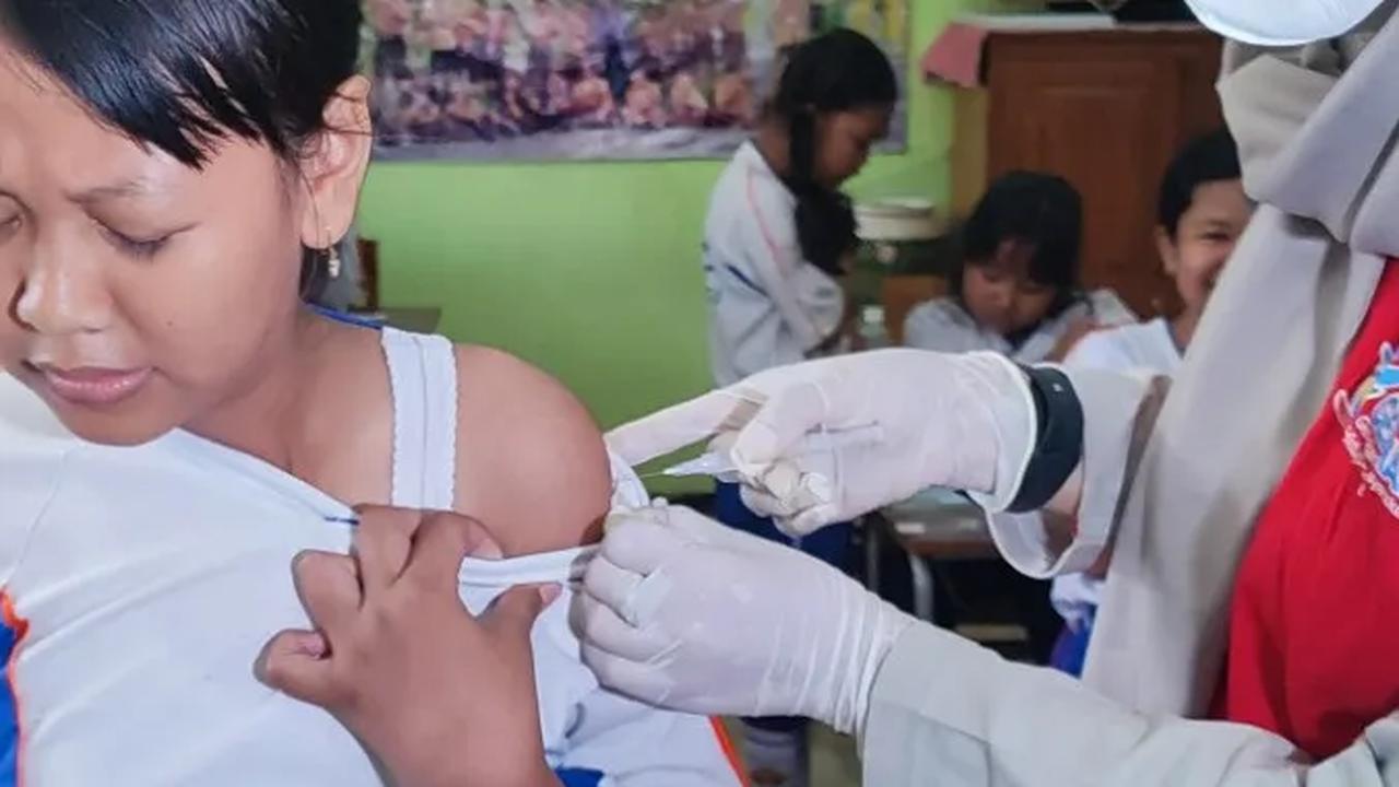 Viral Vaksin HPV Bikin Mandul, Ini Penjelasan Kemenkes