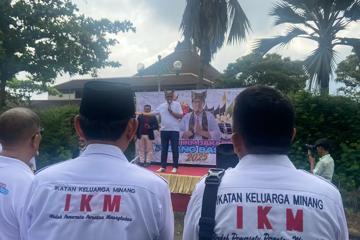 Ikatan Keluarga Minang (IKM) Jakarta menyelenggarakan kegiatan mudik gratis untuk para perantau dari Sumatera Barat yang tinggal di Jakarta (Istimewa)