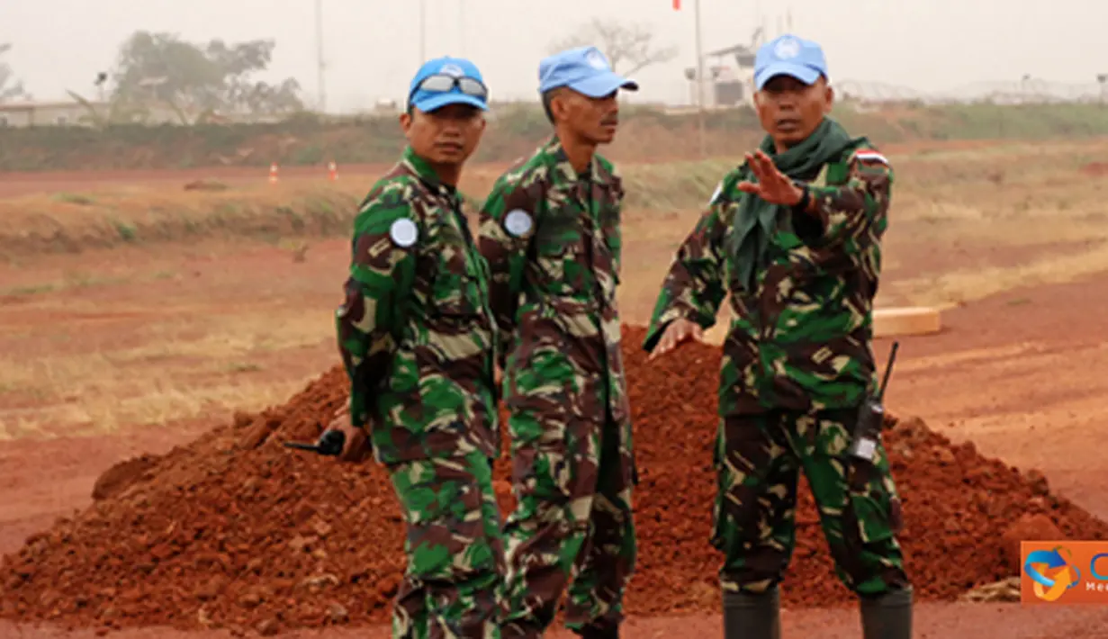 Citizen6, Kongo: Bandara Dungu yang memiliki landasan pacu 2.500 m tersebut, kondisinya memang belum dilapisi aspal. Bandara Dungu terbuat dari tanah merah (lemonit), tetapi sangat kuat seperti aspal. (Pengirim: Badarudin Bakri)