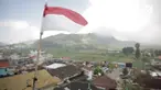 Lagu kebangsaan Indonesia Raya ternyata mengalami evolusi dari masa ke masa. Sempat dibawakan dengan jenis keroncong hingga orkestra.