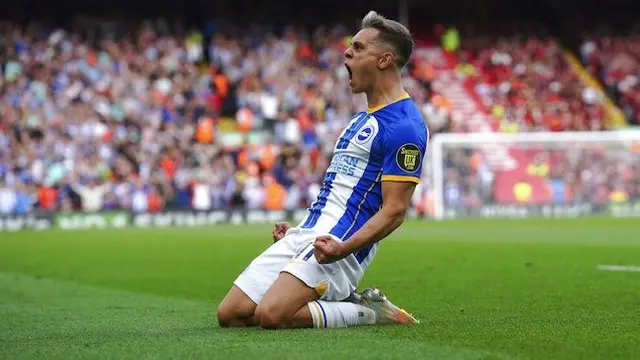 Pemain Brighton, Leandro Trossard (c) AP Photo