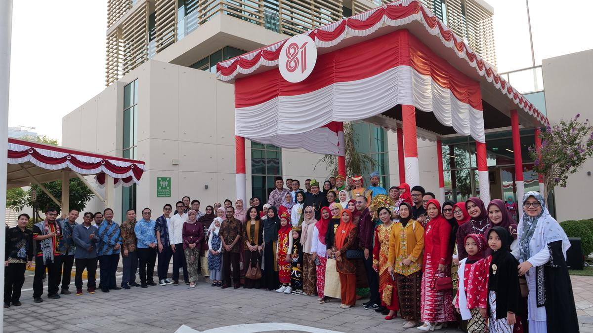 HUT ke-81 RI di KBRI Abu Dhabi Diwarnai Pakaian Adat dan Wastra Nusantara