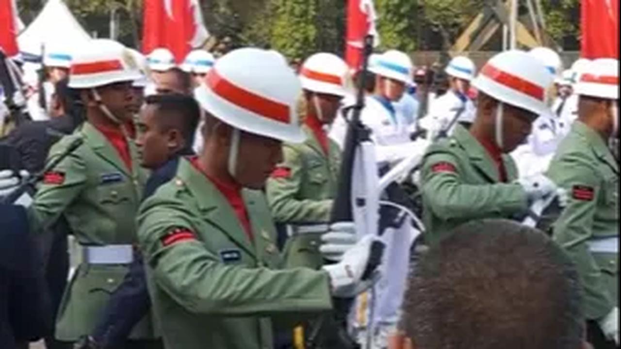 Persiapan Sebelum Upacara HUT Kemerdekaan RI