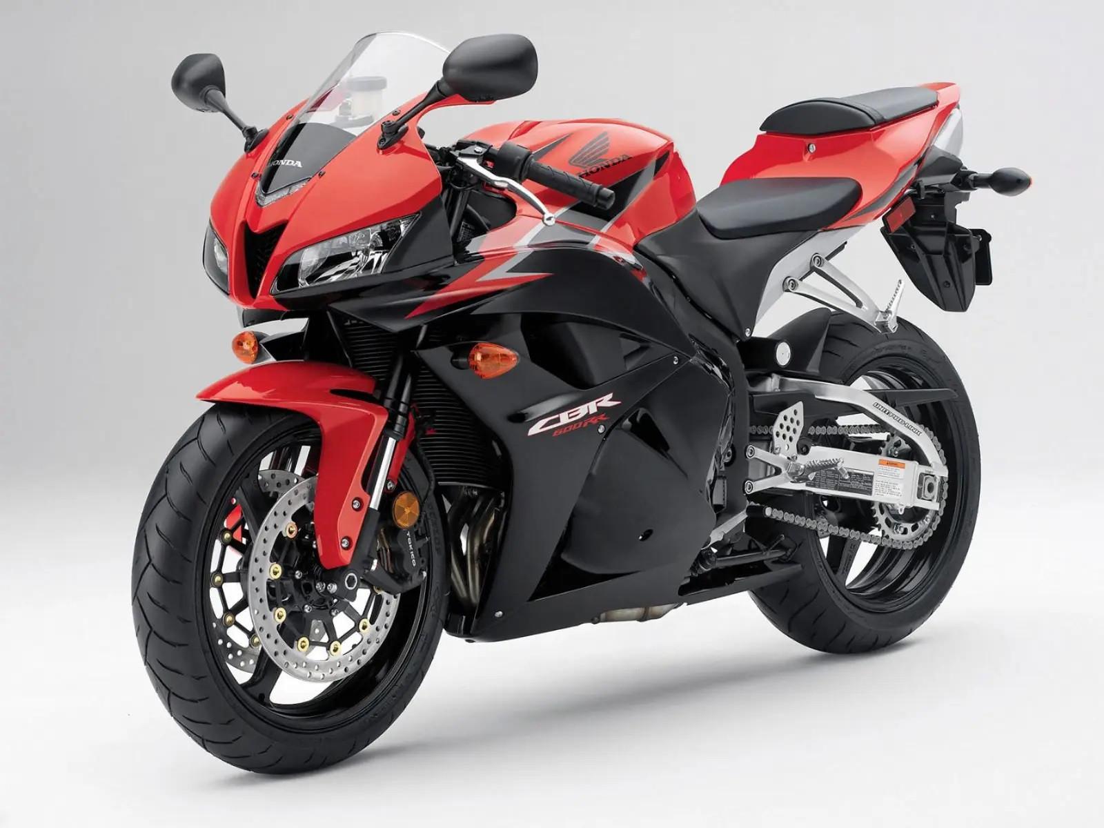 Honda CBR 600RR (topspeed.com)
