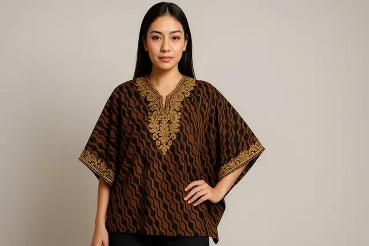 7 Model Tunik Batik Lengan Kelelawar Tren Sekarang 2025, Anggun dan Nyaman