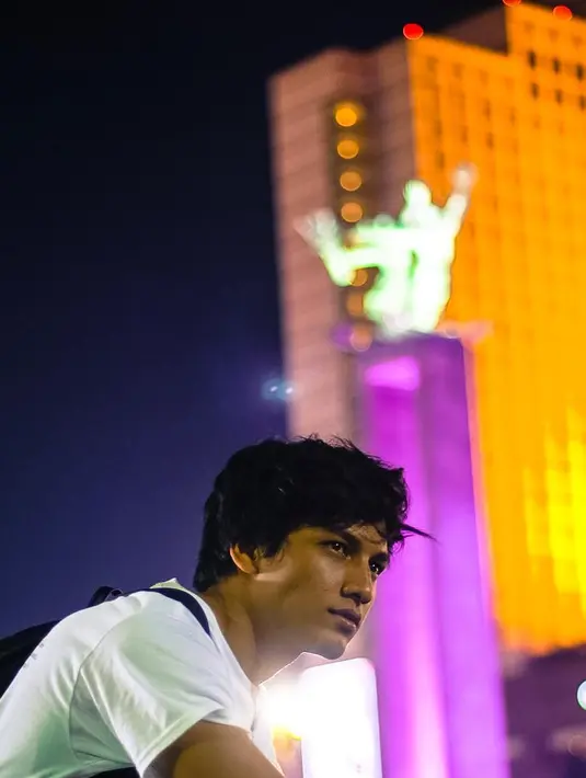 Bukan tanpa alasan Jefri memberikan bantuan kepada pemulung tersebut. Seperti yang dilansir dari Kapanlagi.com, Jefri menceritakan awal mula proses pemberian bantuan tersebut. (Instagram/jefrinichol)