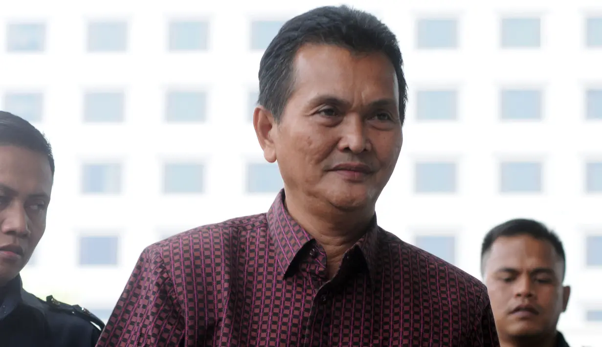 Mantan anggota DPRD Sumatera Utara (Sumut) periode 2009-2014, Musdalifah tiba di gedung KPK, Jakarta, Senin (27/8). Musdalifah sebelumnya ditangkap oleh penyidik KPK karena sudah dua kali mangkir dari panggilan. (Merdeka.com/Dwi Narwoko)