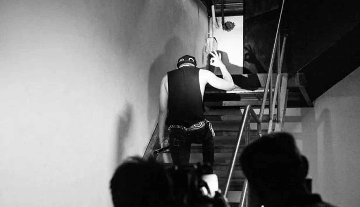 Taeyang akan melanjutkan konser bertajuk "RISE" di Indonesia pada 14 Februari mendatang di Stadion indoor Senayan, Jakarta. (YG Entertainment)