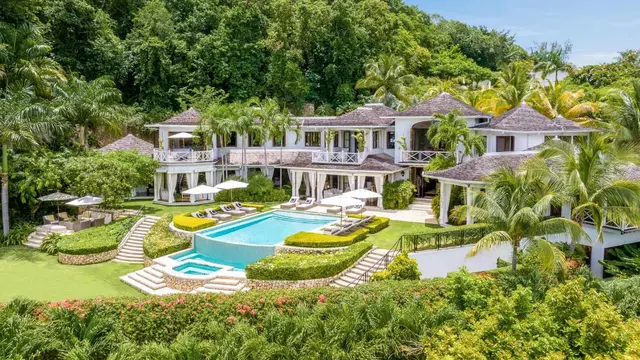 Sisi Lain Kemewahan Luxury Fashion Brand di Bisnis Properti, dari Louis Vuitton, Versace, hingga Bvlgari