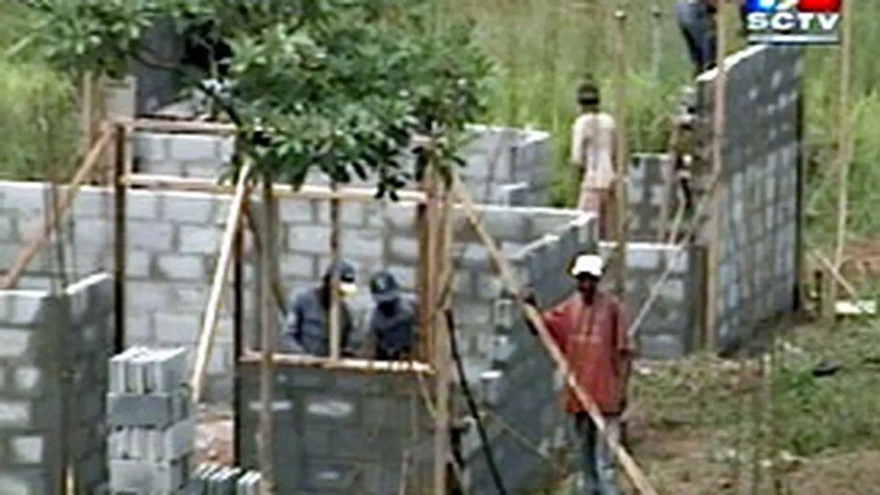 270203aRumah_Ambon.jpg