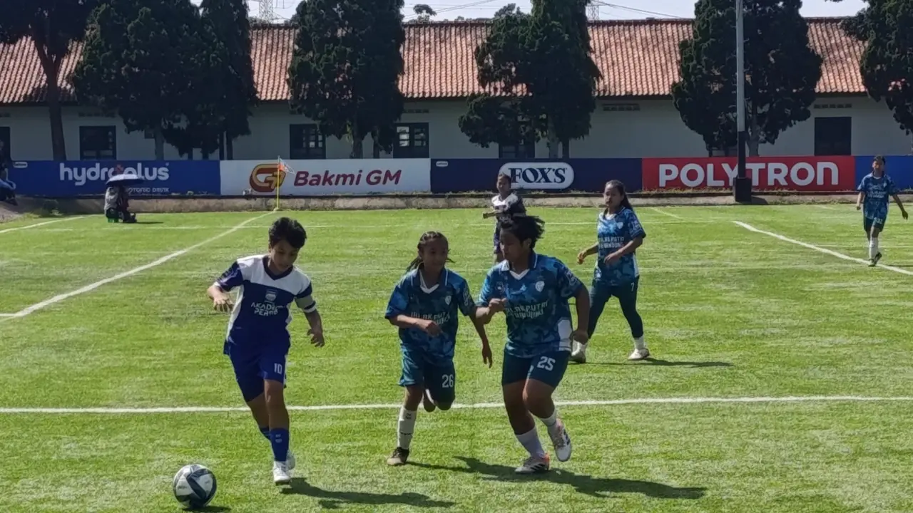 Hydroplus Soccer League, Akademi Persib Putri