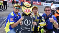 Wawan Wello (tengah) merayakan kemenangan di kelas UB150 ARRC 2018 (dok: Yamaha)