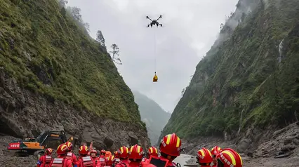 Tim Penyelamat Tiongkok Capai Pelabuhan Gyirong yang Hancur Akibat Longsor