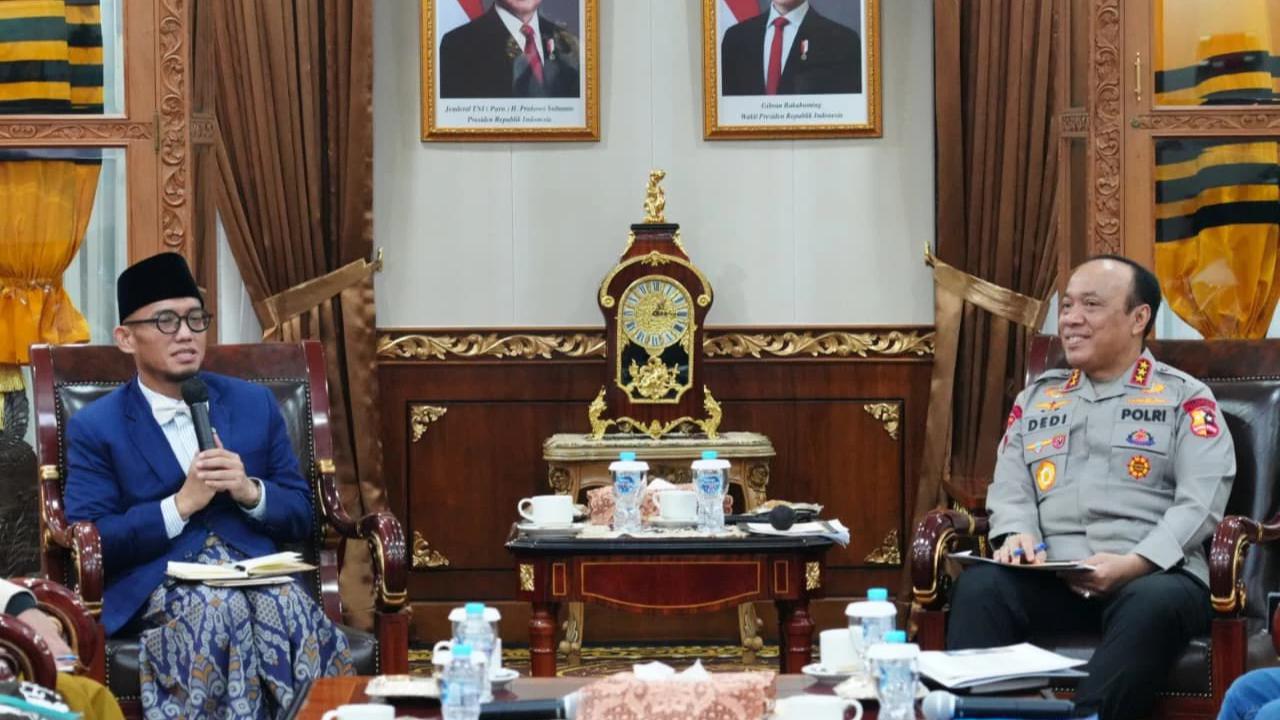 Polri-Kemenhaj Perkuat Koordinasi Internasional, Kerahkan Personel di Arab Saudi untuk Amankan Jemaah Haji