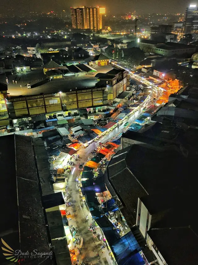 Pasar Ciroyom Bandung