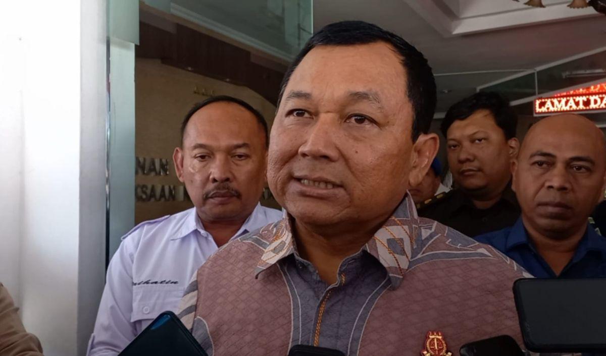 Berdasarkan putusan pengadilan yang telah inkrah, Benny Tjokro dibebani uang pengganti sebesar Rp6 triliun. Sedangkan terpidana Heru Hidayat sebesar Rp10 triliun.