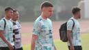 <p>Calon pemain naturalisasi Timnas Indonesia, Calvin Verdonk usai mengikuti sesi latihan Timnas Indonesia di Stadion Madya, Gelora Bung Karno, Senayan, Jakarta, Jumat (31/5/2024) pagi WIB. (Bola.com/M Iqbal Ichsan)</p>