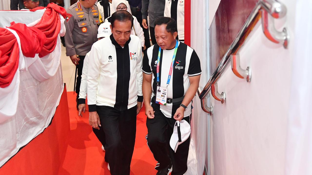 Mendagri Tito Karnavian Dampingi Presiden Jokowi Buka Peparnas XVII 2024