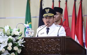 Bupati Bekasi Ade Kuswara Kunang usai dilantik di pelantikan kepala daerah serentak&nbsp;di Istana Kepresidenan, Jakarta, Kamis (20/2/2025). (Ist)