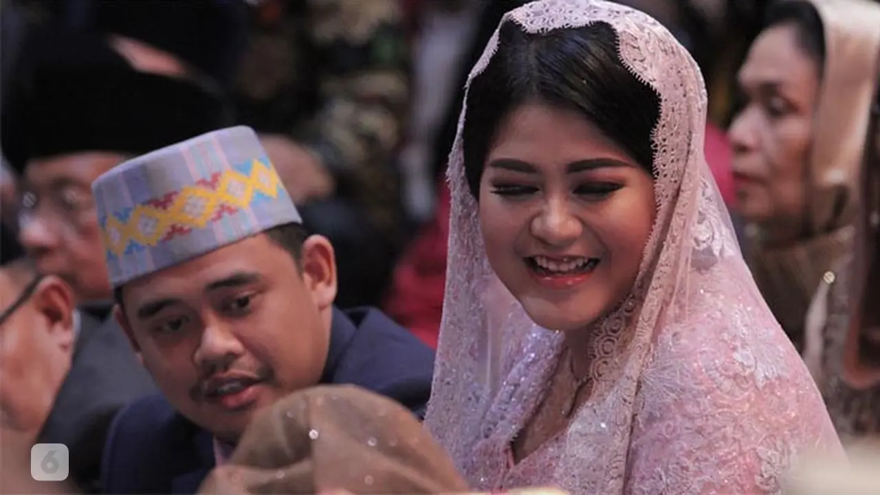 [Bintang] Pernikahan Kahiyang dan Bobby