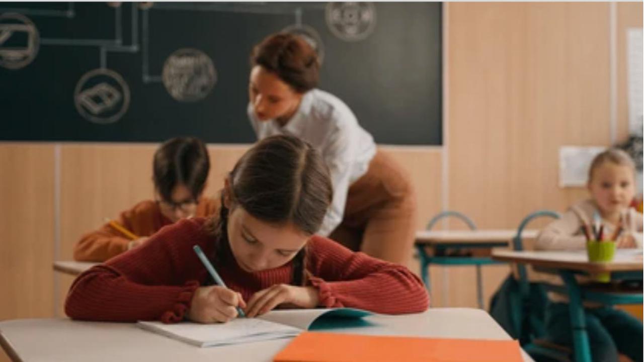 Teknik Efektif untuk Mengajarkan Keterampilan Emosional pada Anak dalam Kehidupan Sehari-hari