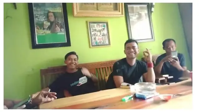 7 Potret Rumah Sodiq Monata, Sederhana dan Punya Alat Rekaman Canggih