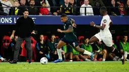 Arsenal berhasil mengalahkan Sevilla dengan skor 2-1 pada laga matchday ketiga Liga Champions 2023/2024. (AP Photo/Jose Breton)