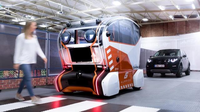 Jaguar Land Rover mobil nirsopir