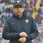 Ekspresi pelatih AS Roma, Eusebio Di Francesco saat laga melawan Fiorentina pada laga Serie A di Artemio Franchi stadium, Florence, (5/11/2017). AS Roma menang 4-2.  (Maurizio degl'Innocenti/ANSA via AP)