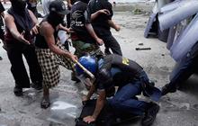 FOTO: Bentrokan di Manila,  Puluhan Orang Ditangkap dalam Aksi Antikorupsi Filipina