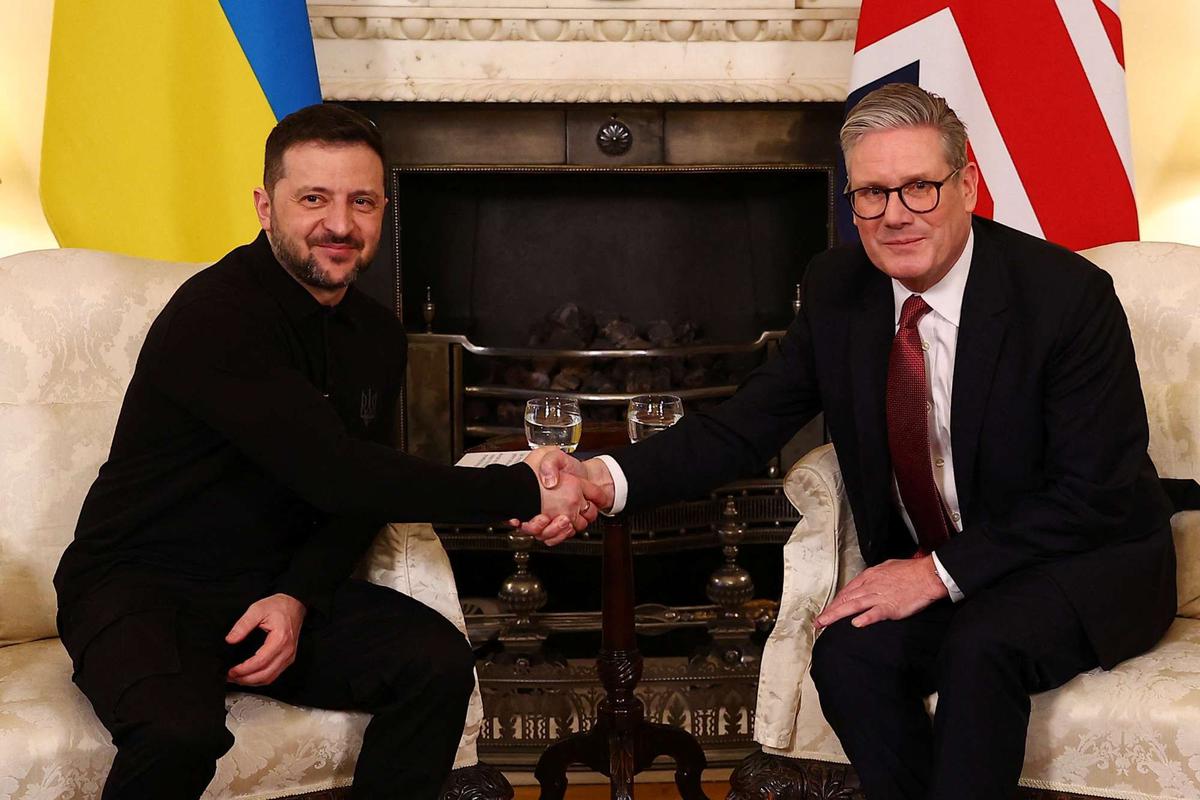 Presiden Ukraina Zelensky bertemu pemimpin Eropa usai cekcok dengan Donald Trump