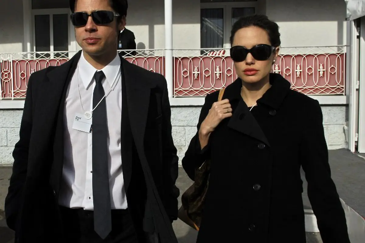 Angelina Jolie dan Brad Pitt
