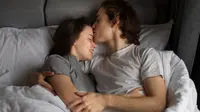 75 Good Night Messages for Her to End the Day With a Smile