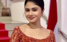 Potret Cantik Anggun Tissa Biani dalam Balutan Kebaya Merah Hadiri Anugerah Kartini Musik dan Film Indonesia 2025