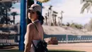 Las Vegas memang menjadi salah satu destinasi tujuan banyak selebriti ketika ke Negeri Paman Sam. Tampil dengan busana kasual, sosoknya terlihat keren ketika mengekspose punggungnya. (Liputan6.com/IG/@gegeelisa94)