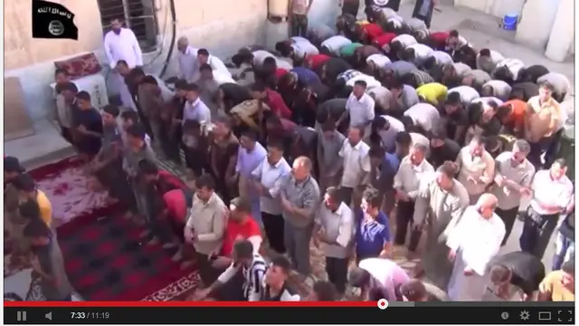 Beredar Video Ratusan Yazidi Masuk Islam karena Diancam ISIS