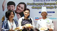 Selebriti Mona Ratuliu dalam Konferensi Pers BlueBand Gelar Kampanye Nasional Omega 3 dan 6 pada Menu Sarapan Anak-Anak Indonesia di Bale Nusa Pakubuwono, Jakarta Selatan, Kamis (24/8/2023).