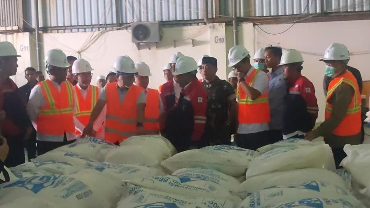 Menko Pangan Dorong Peningkatan Produksi Garam Nasional oleh PT Garam untuk Swasembada
