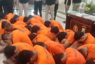 34 tersangka pesta gay di Surabaya. (Liputan6.com/Dian Kurniawan)