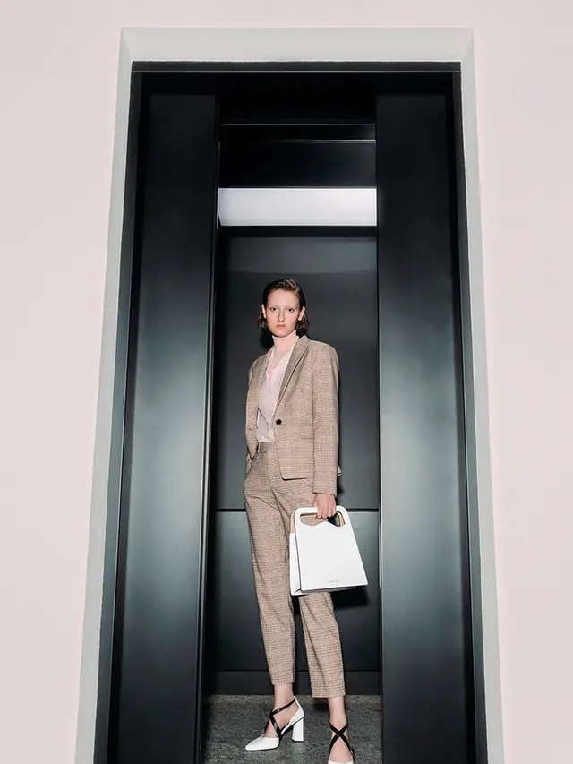 Tampil Stylish dengan Tas 'Nine To Five' dari Charles & Keith