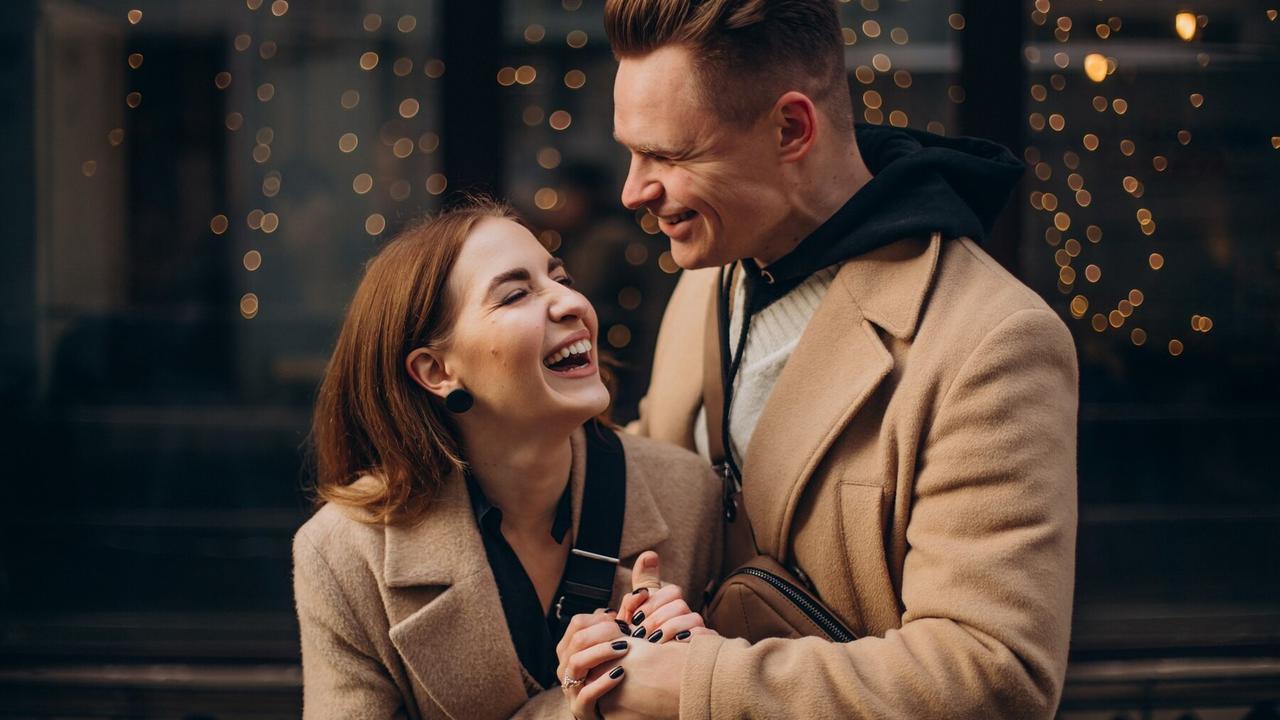 Ilustrasi Pasangan Romantis