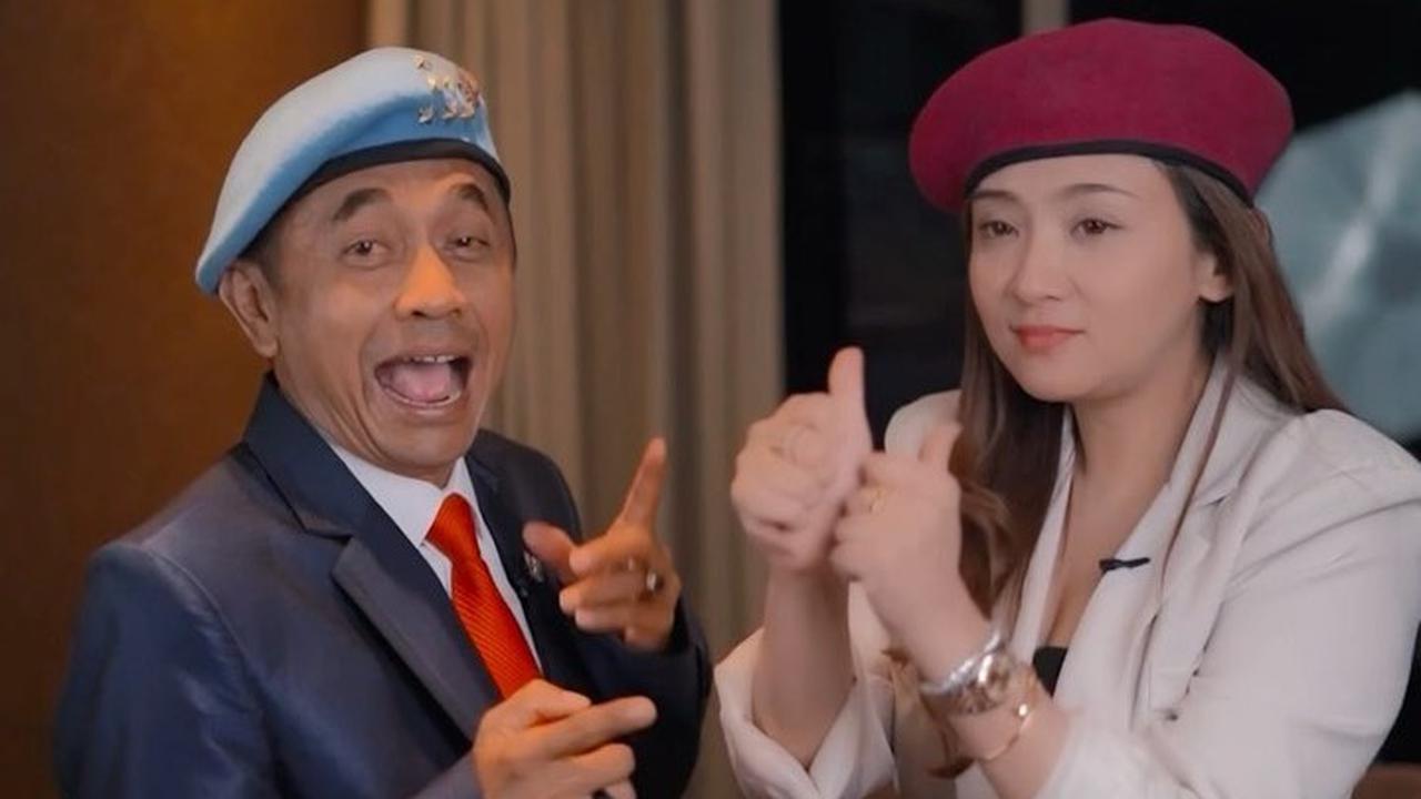 Meisita Lomania bersama Lord Rangga bersama jalan bareng ke Citayem Fashion Week (https://www.instagram.com/p/CgeNcfqgcyf/)