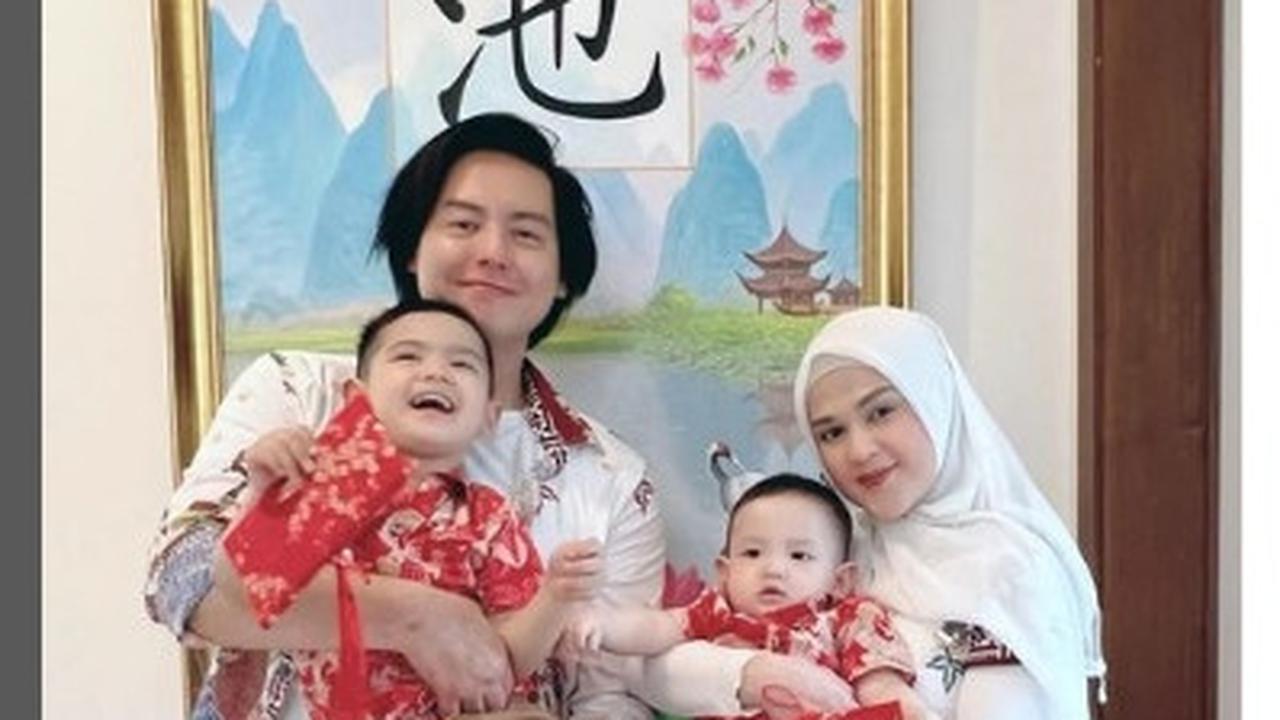 Roger Danuarta dalam perayaan Imlek tahun ini (Foto: Instagram rogerojey)