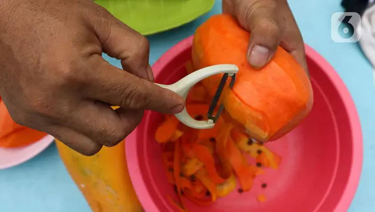 Mau Kolesterol dan Gula Darah Stabil? Konsumsi Pepaya Setelah Makan Siang