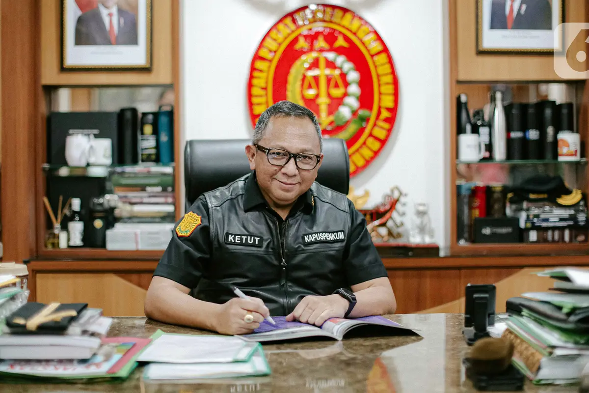 Kepala Kejaksaan Tinggi Bali Ketut Sumedana