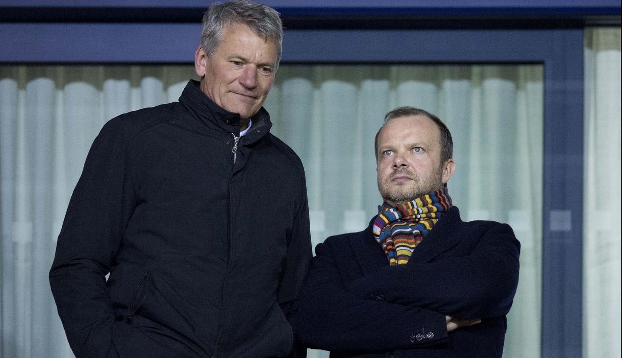 Woodward adalah orang lama di MU. Dia sudah bekerja di Manchester United sejak 2007. Saat itu, Woodward bertugas pada bagian komersial. Namun, sejak 2013, dia menjadi eksekutif United setelah David Gill mengakhiri masa kerjanya. (Foto: AFP/Oli Scarff)