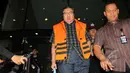Syahrul Raja Sempurnajaya, keluar dari di gedung KPK, Jakarta, Rabu (11/3/2015). Syahrul diperiksa sebagai saksi kasus suap permintaan ijin operasional PT Indokliring Internasional milik PT Bursa Berjanka Jakarta (BJJ).(Liputan6.com/Helmi Afandi)