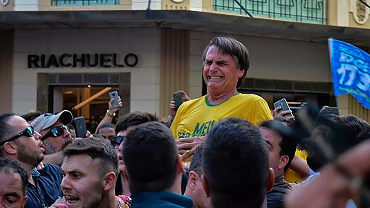 Kandidat presiden Brasil, Jail Bolsonaro, mengalami serangan penikaman saat tengah berkampanye (AFP/Raysa Leite)