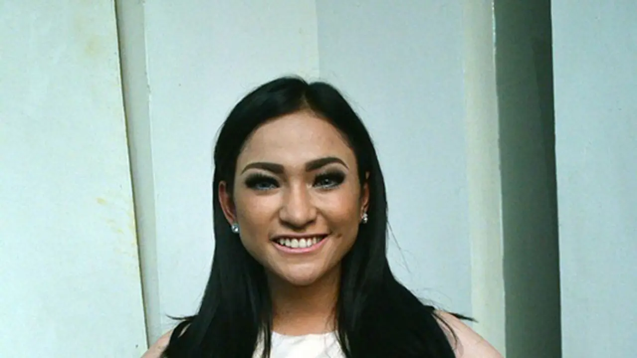 [BIntang] Amel Alvi